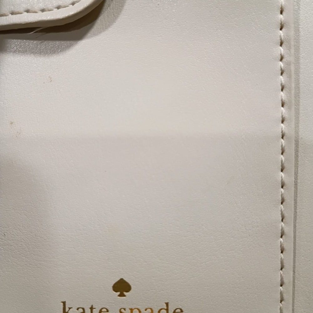 Kate Spade Ivory Wallet - Picture 2 of 6